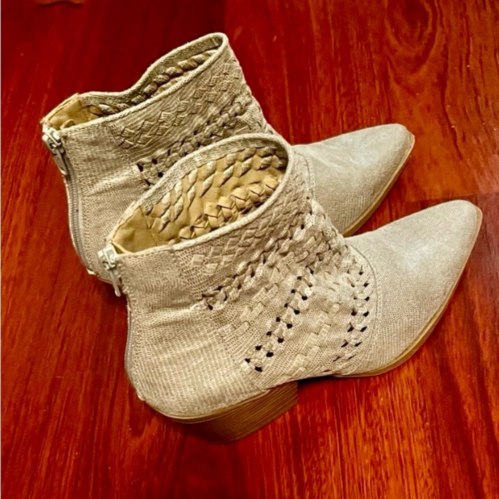 Seven Dials Vegan Leather Ankle Boots